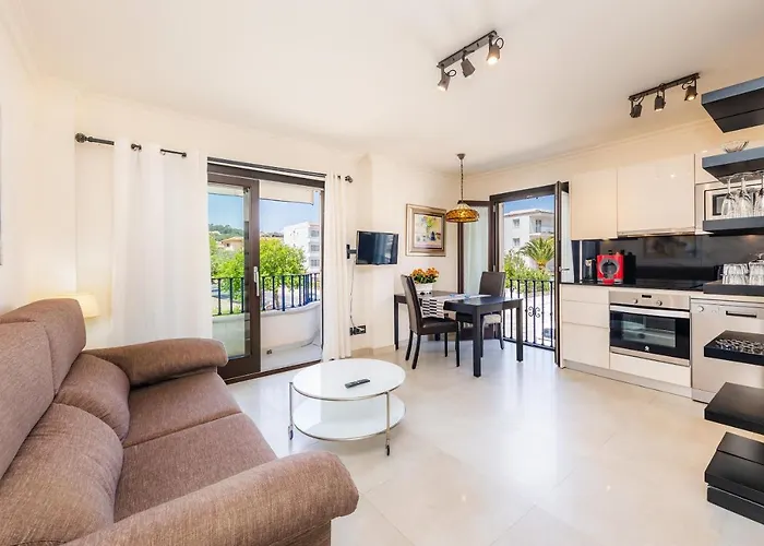 Brillant * קאלה ראטג'אדה