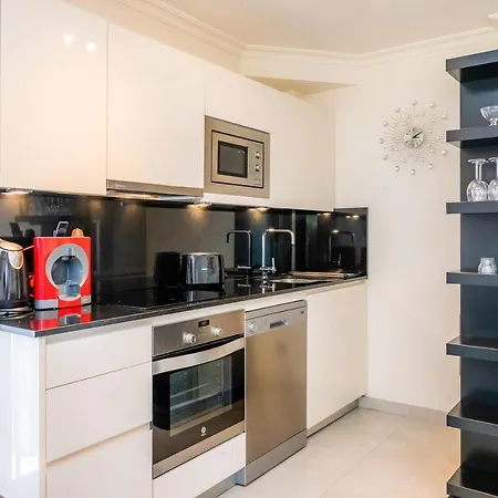 Apartment Brillant